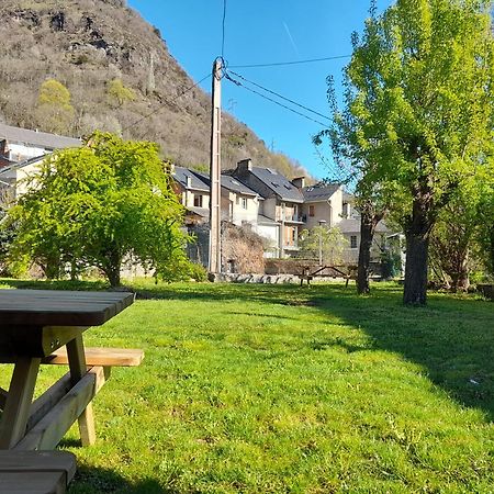 T3 Neuf 65M2 5 Personnes Avec Jardin Au Calme, Menage Inclus, Local Velo Διαμέρισμα Bagnères-de-Luchon Εξωτερικό φωτογραφία